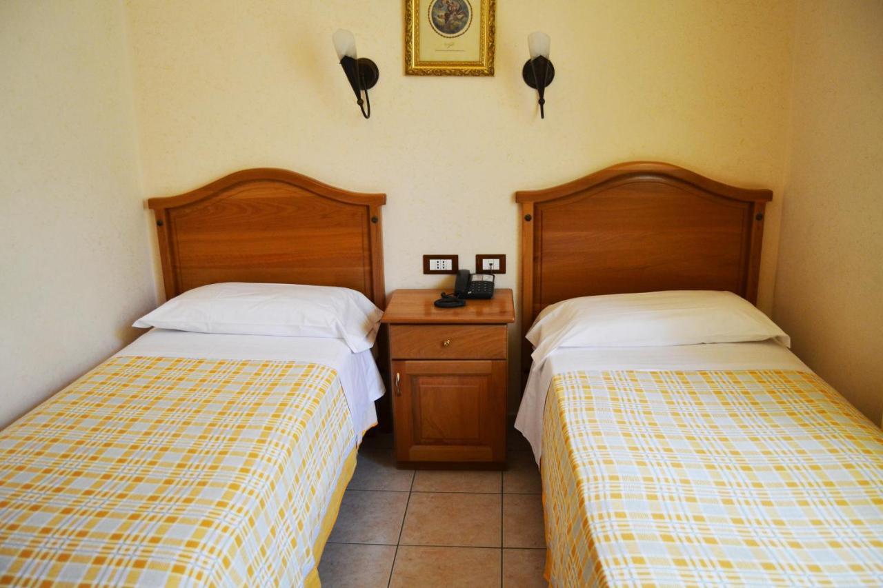 Hotel Ristorante L'Avvenire Gizzeria Rom bilde